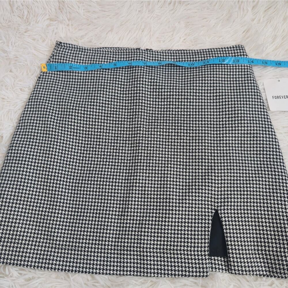 Forever 21 NWT Classic Academia Houndstooth Black And White Skirt - Picture 6 of 8